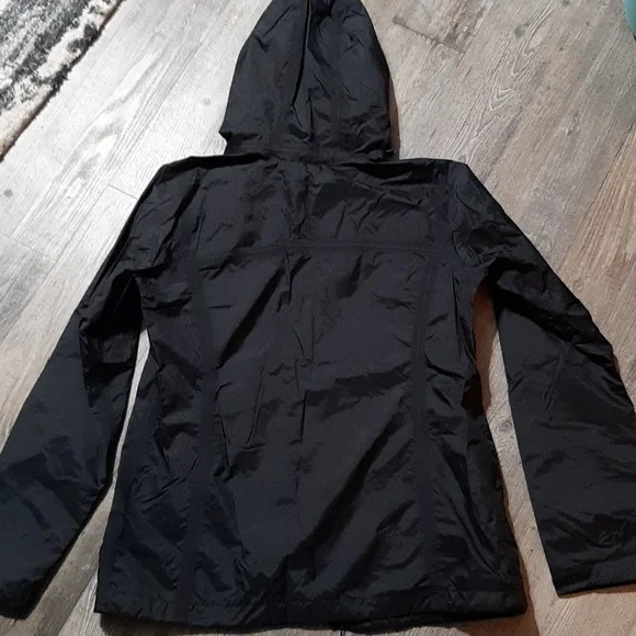 Columbia Omni tech Jacket - Picture 7 of 7